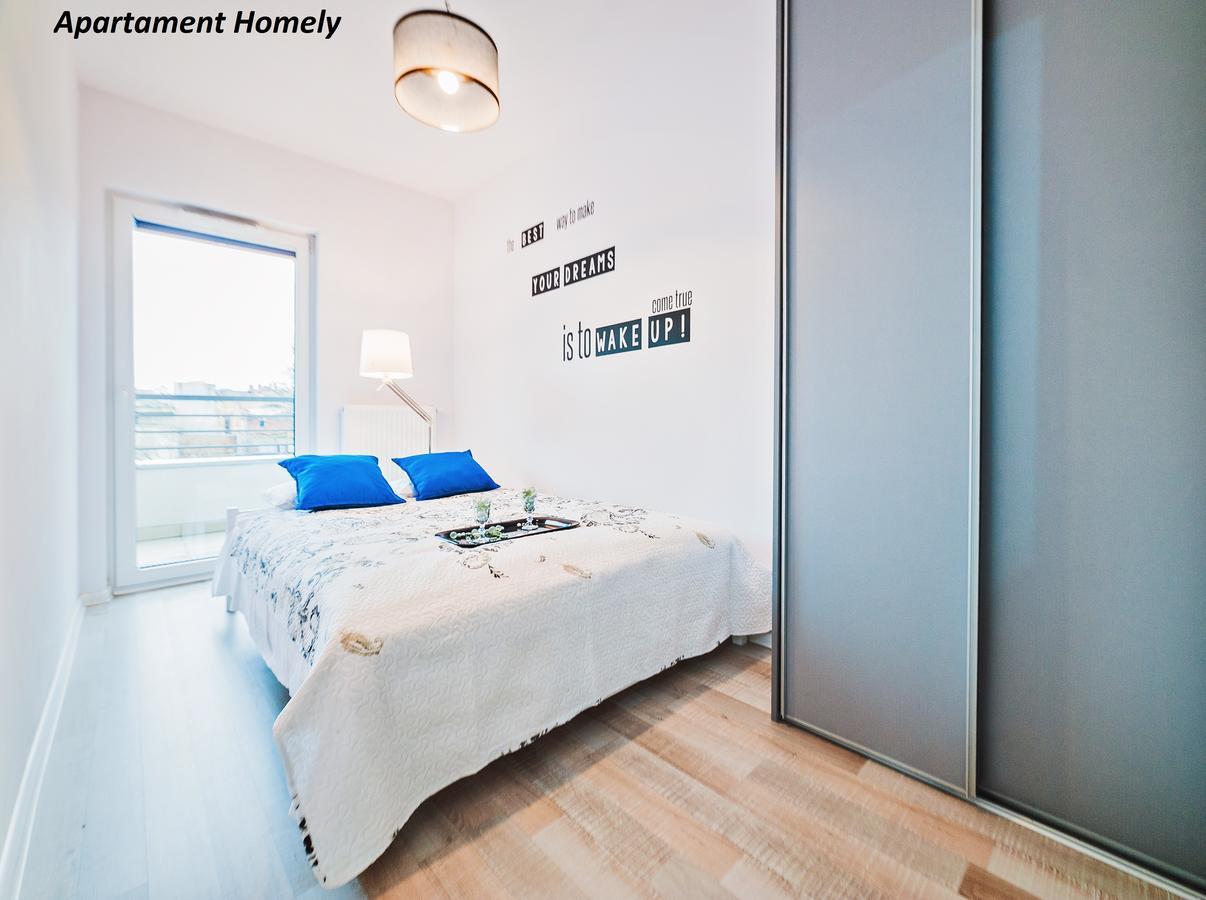 Apartamenty Homely Place - Parking 7 Poznań Exterior foto