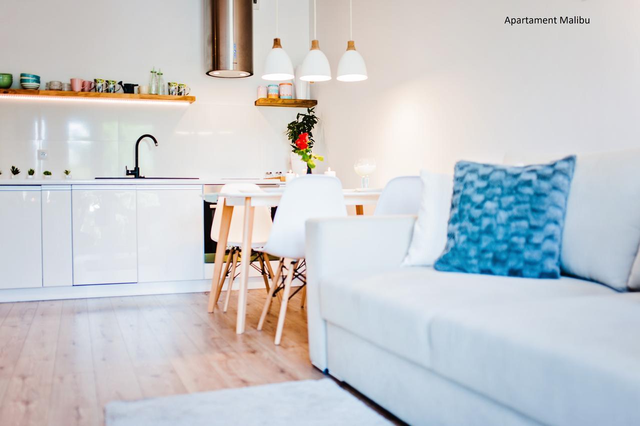 Apartamenty Homely Place - Parking 7 Poznań Exterior foto